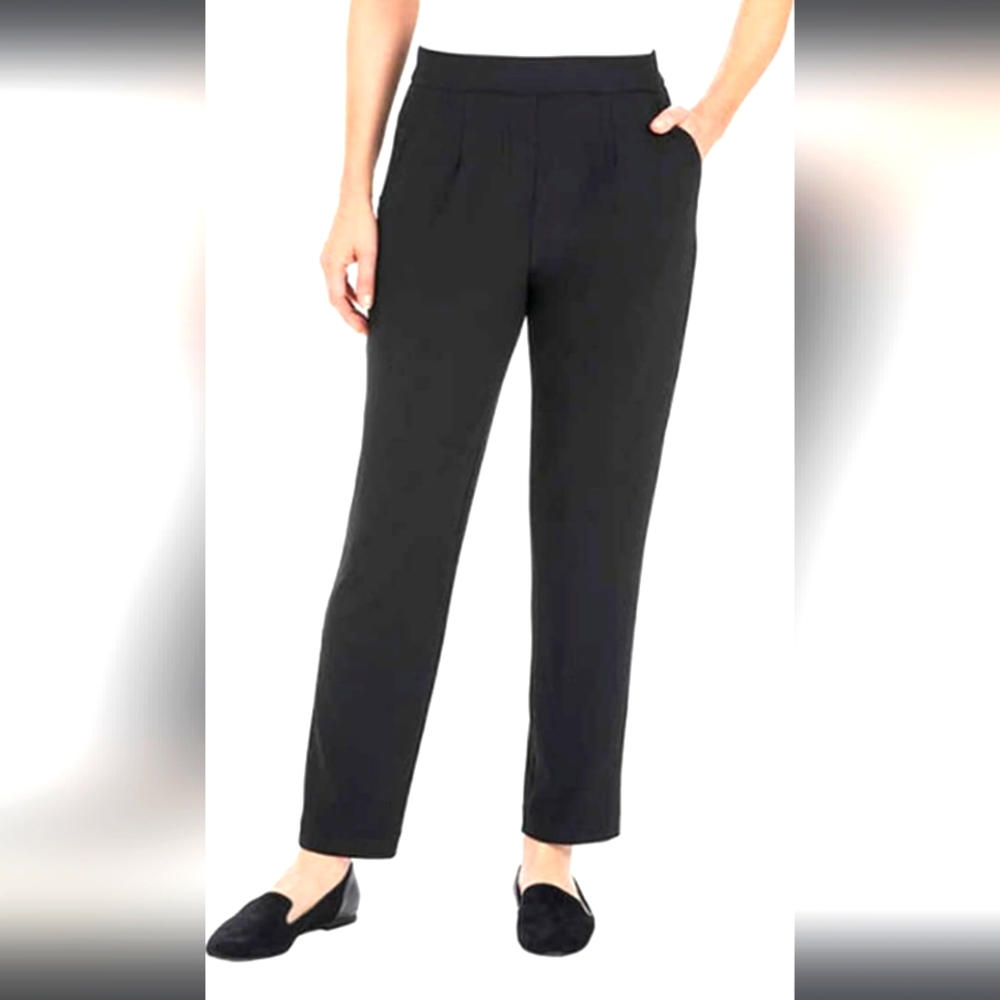 Hilary Radley Black Pul-on stretch  dress pants  size 4